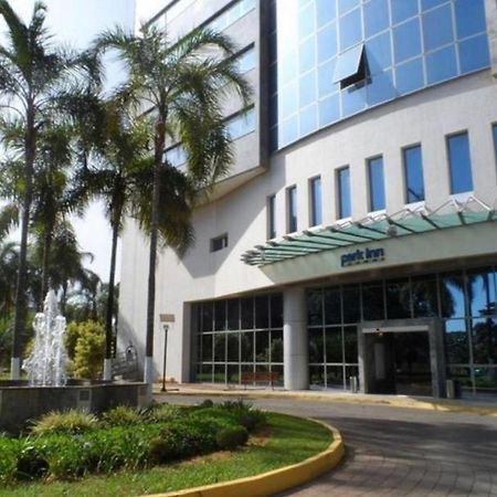 Flat Em Hotel Padrao Com Valor Acessivel Taguatinga Exterior photo